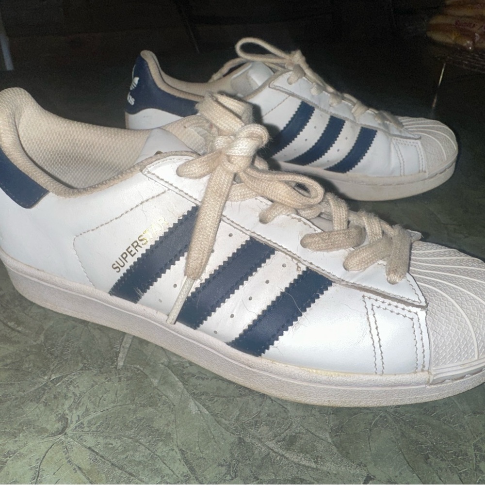 Adidas sneakers - Picture 3 of 4